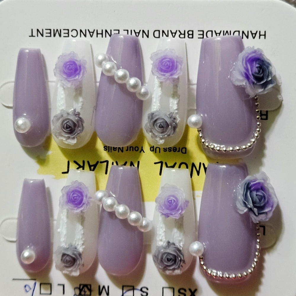 Bougie Nails Press-on nails glue-on nails artificial nails fake